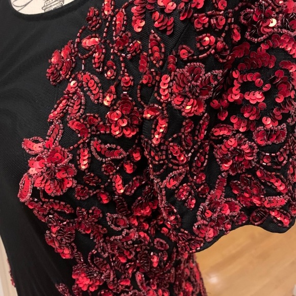 Aidan Mattox cocktail red and black sequins - Picture 11 of 14